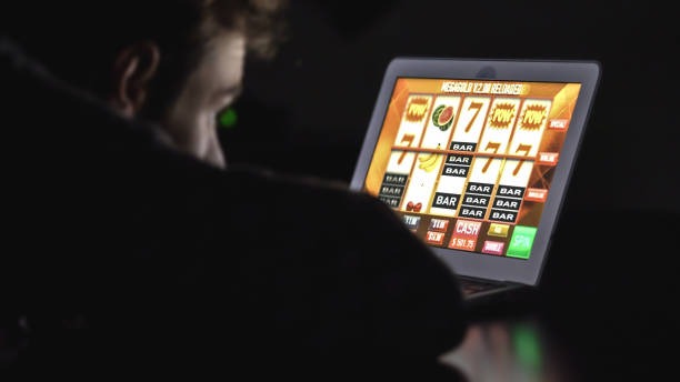Monopoly Live wheel display with numbered segments and bonus zones
